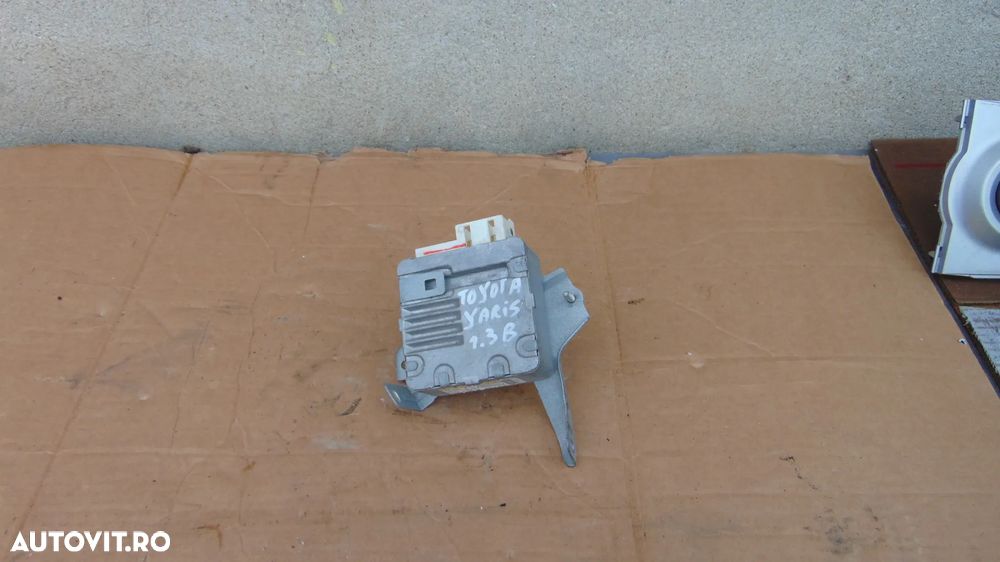 Calculator directie Toyota Yaris motor 1.3 benzina an 2005-2011 cod 89650-0D110 - 1