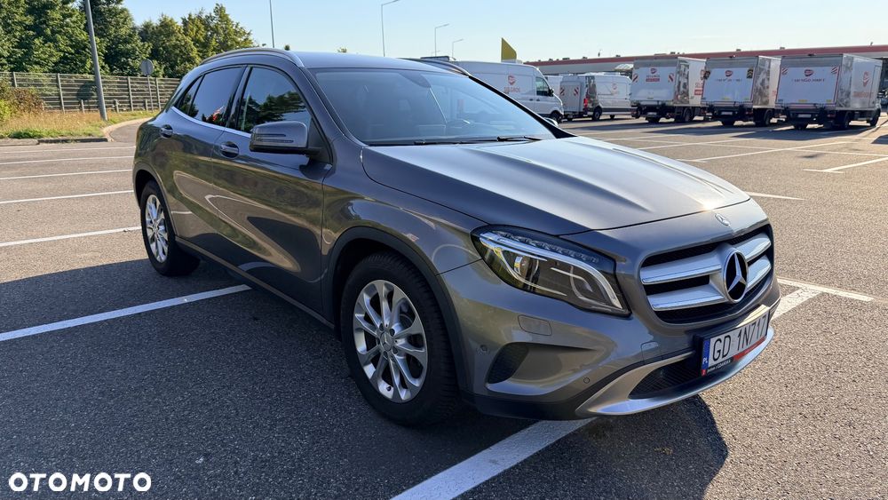 Mercedes-Benz GLA 250 4-Matic - 2