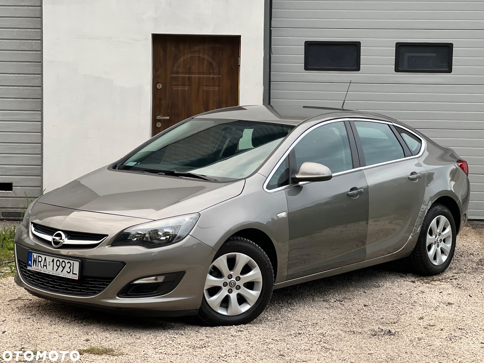 Opel Astra IV 1.4 T Business S&S - 5