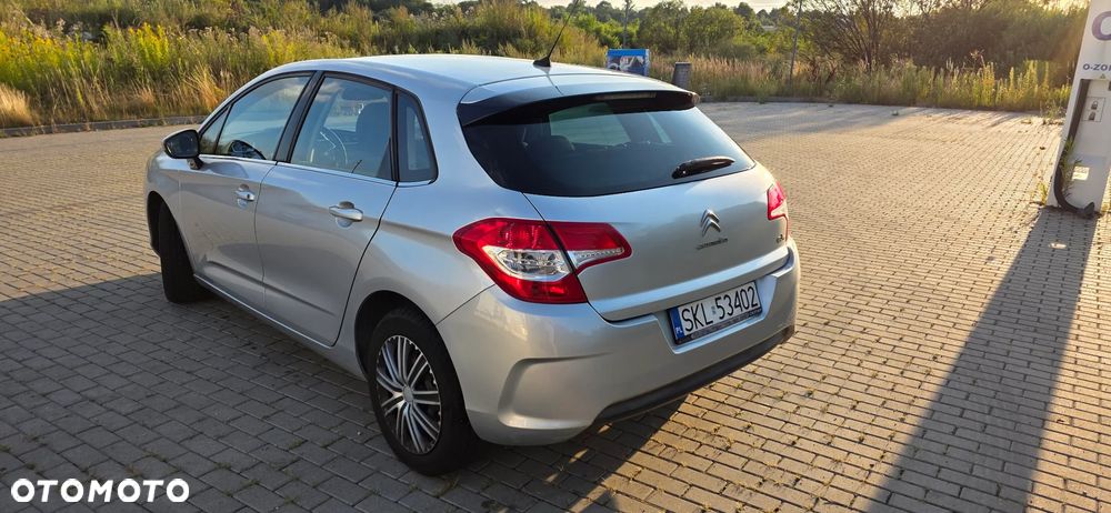 Citroën C4 1.6 HDi Attraction - 12
