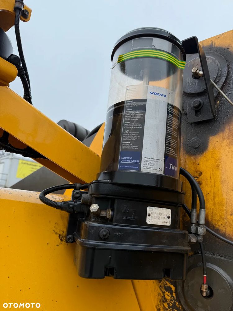 Volvo L220H / 2015 / Full Serwis Volvo / Piękna - 20