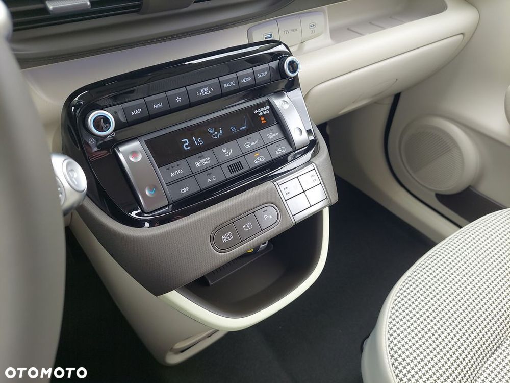 Hyundai Inster - 15