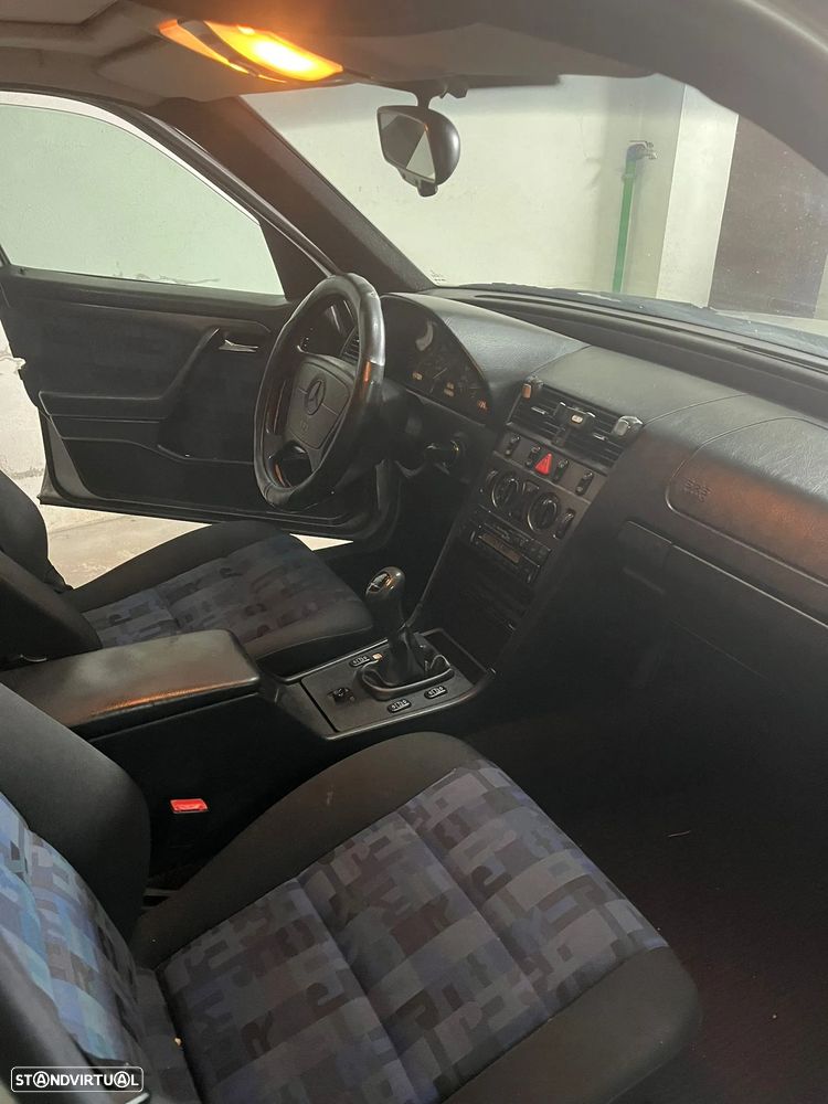 Mercedes-Benz C 250 TD Elegance - 5