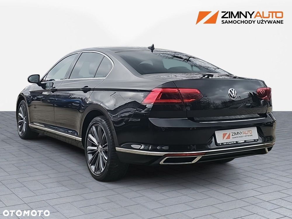 Volkswagen Passat - 5