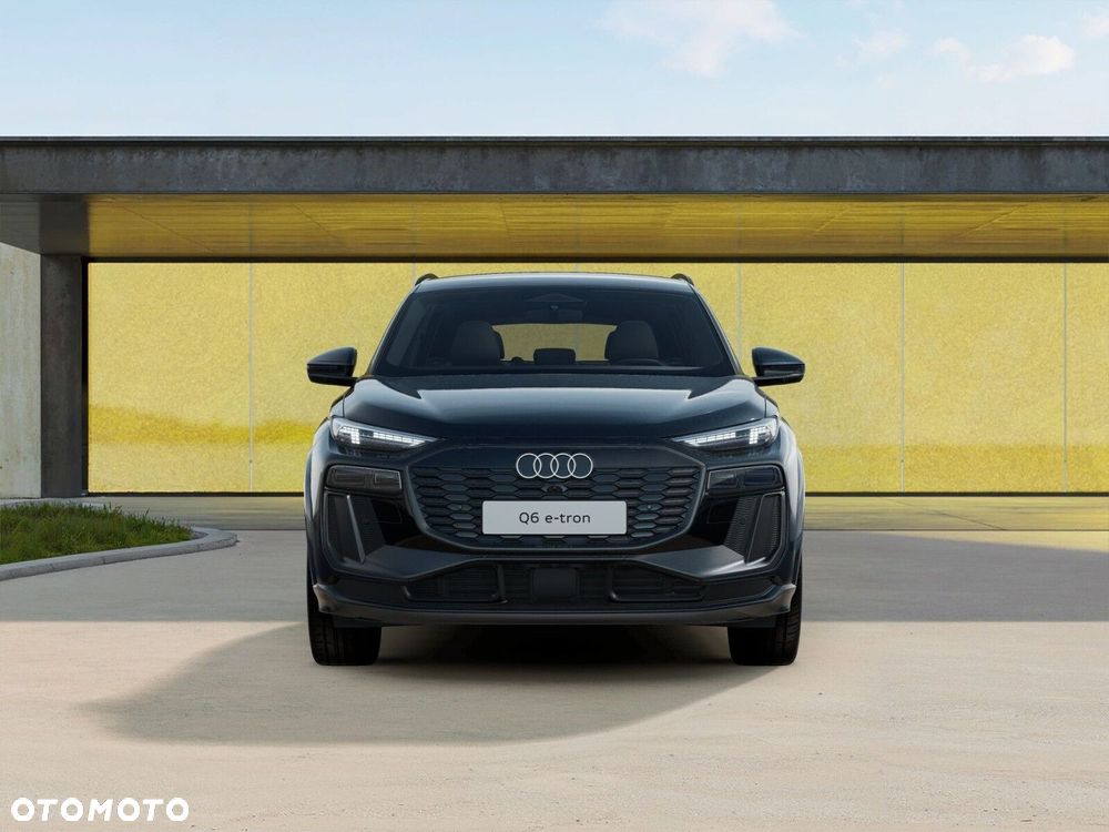 Audi Q6 e-tron - 2