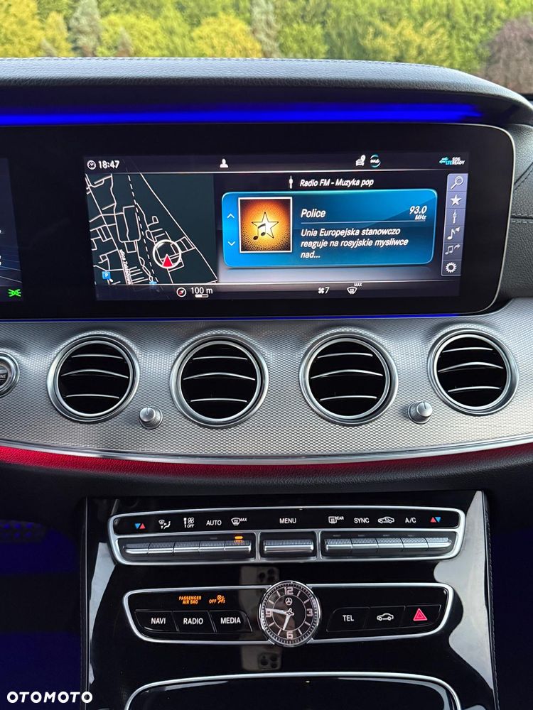 Mercedes-Benz Klasa E 220 d 4-Matic 9G-TRONIC - 9