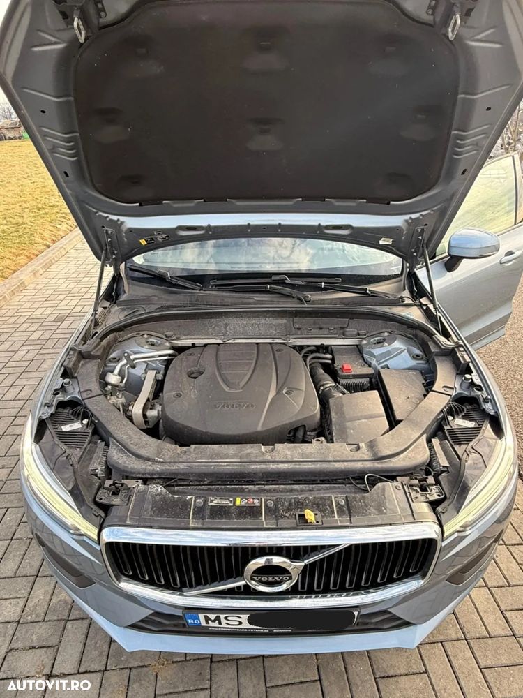 Volvo XC 60 D4 AWD Geartronic Momentum - 11