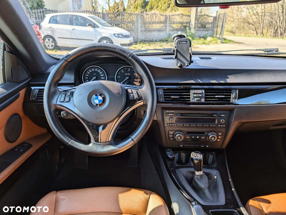 BMW Seria 3 320d - 6