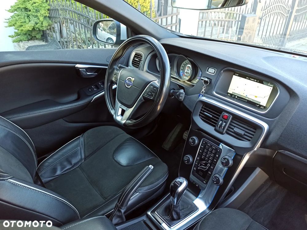 Volvo S60 D2 - 13