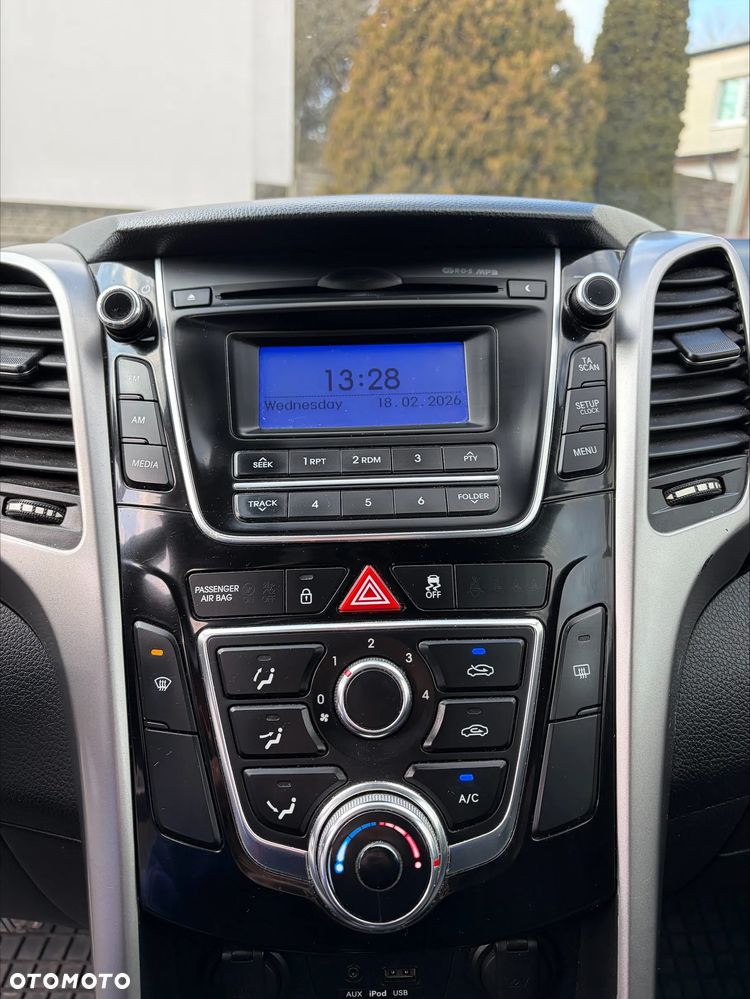Hyundai i30 1.6 Classic + - 13