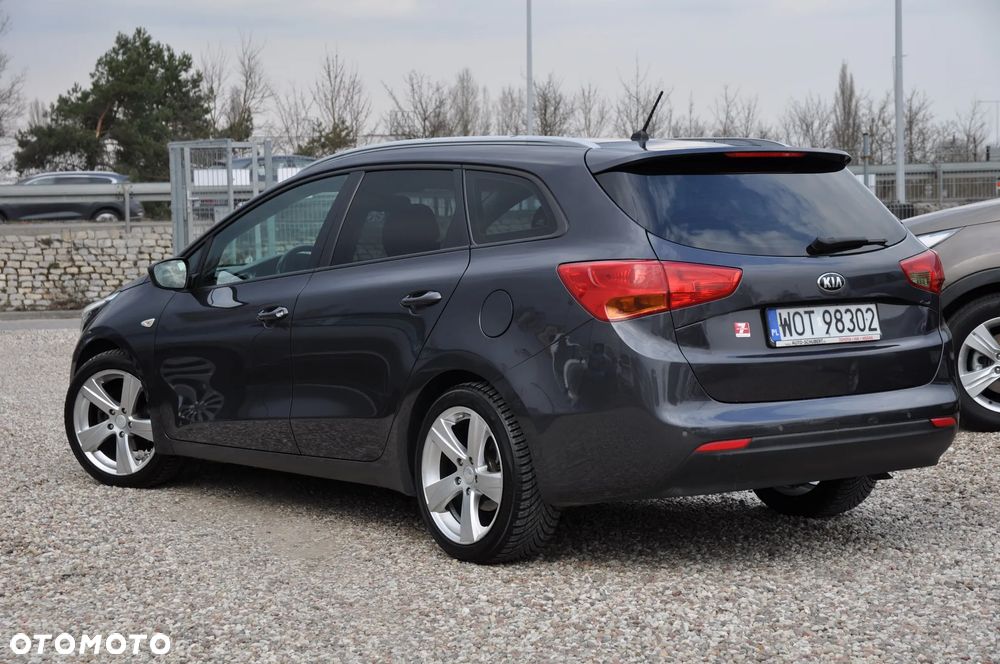 Kia Ceed 1.6 CRDi M - 5