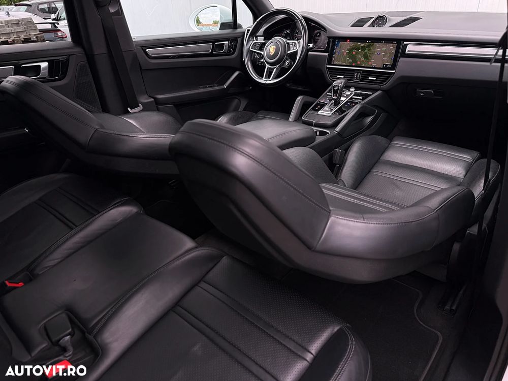 Porsche Cayenne S - 21