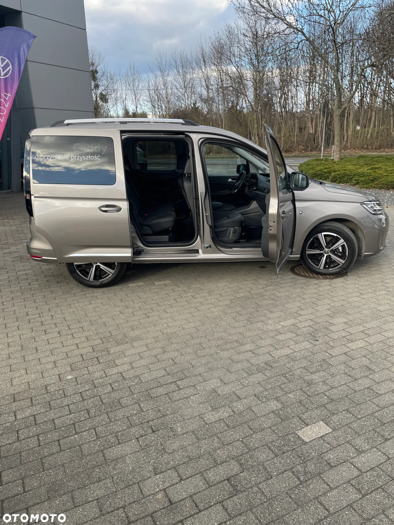 Volkswagen Caddy 2.0 TDI Style DSG - 4