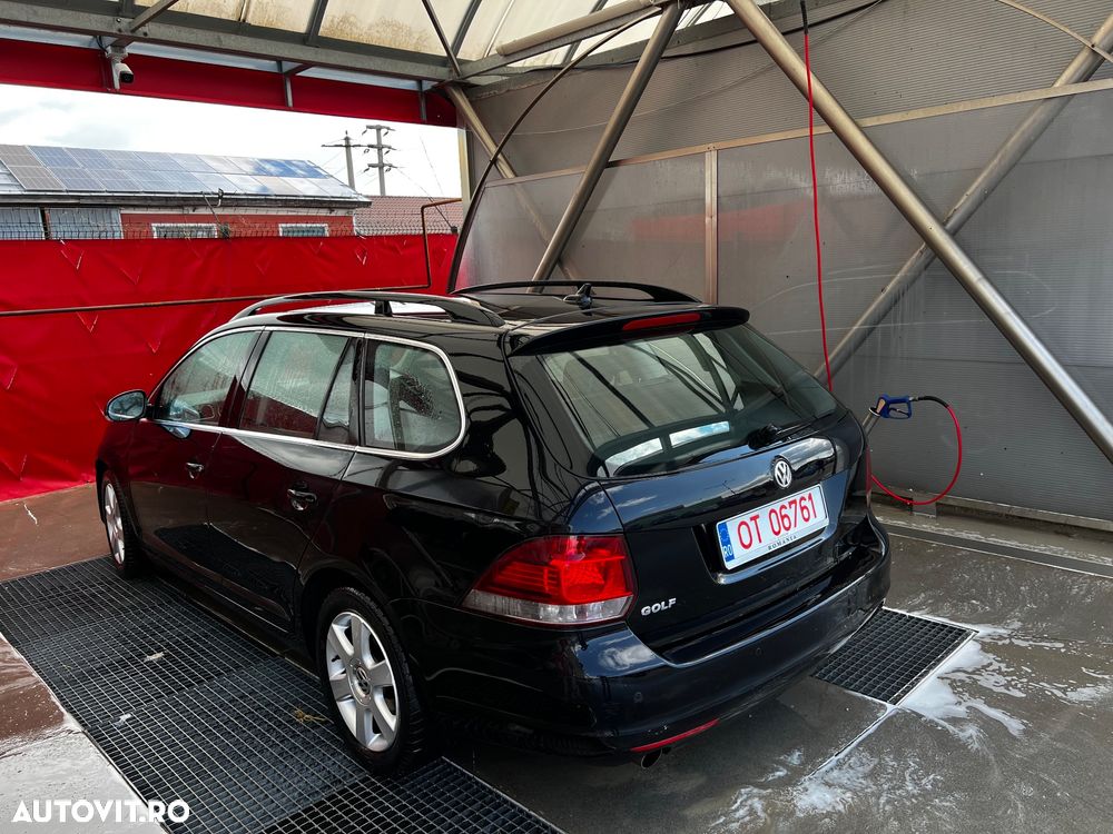 Volkswagen Golf 1.6 TDI DPF BlueMotion Technology DSG Comfortline - 3