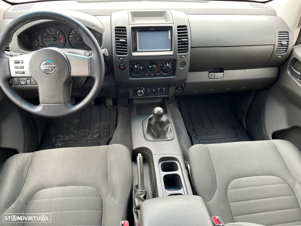 Nissan Navara XE - 14
