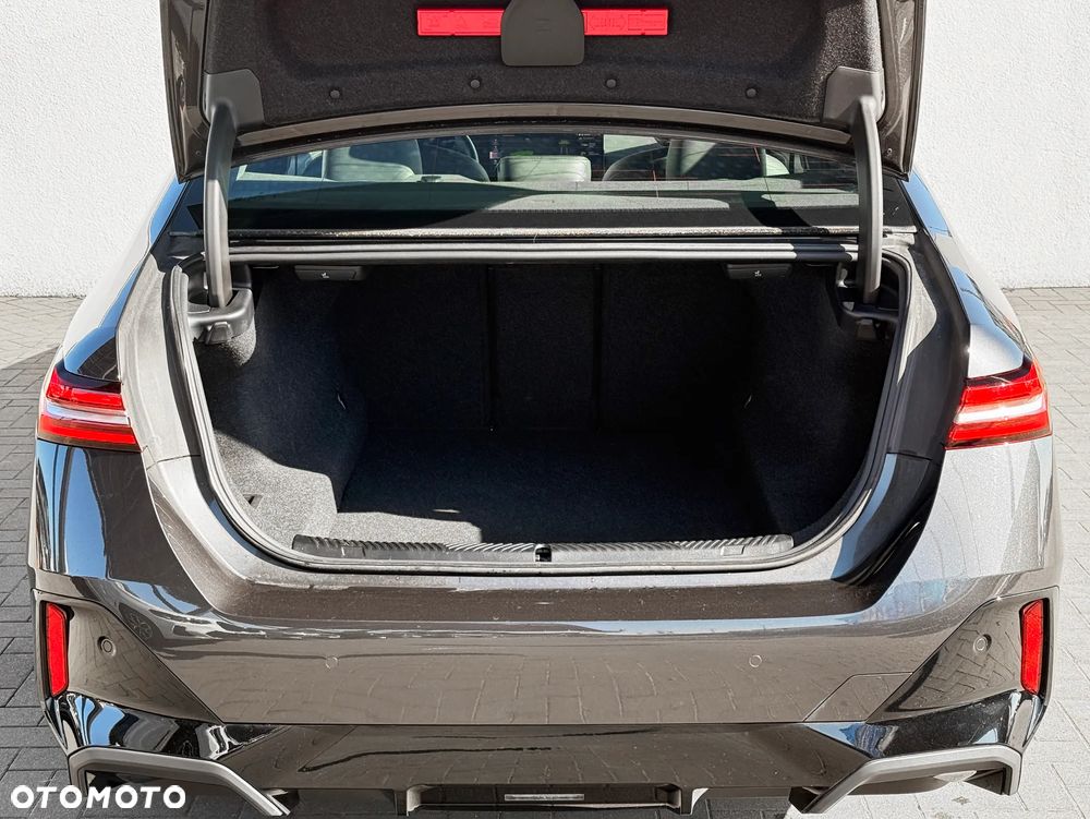 BMW Seria 5 520d - 16