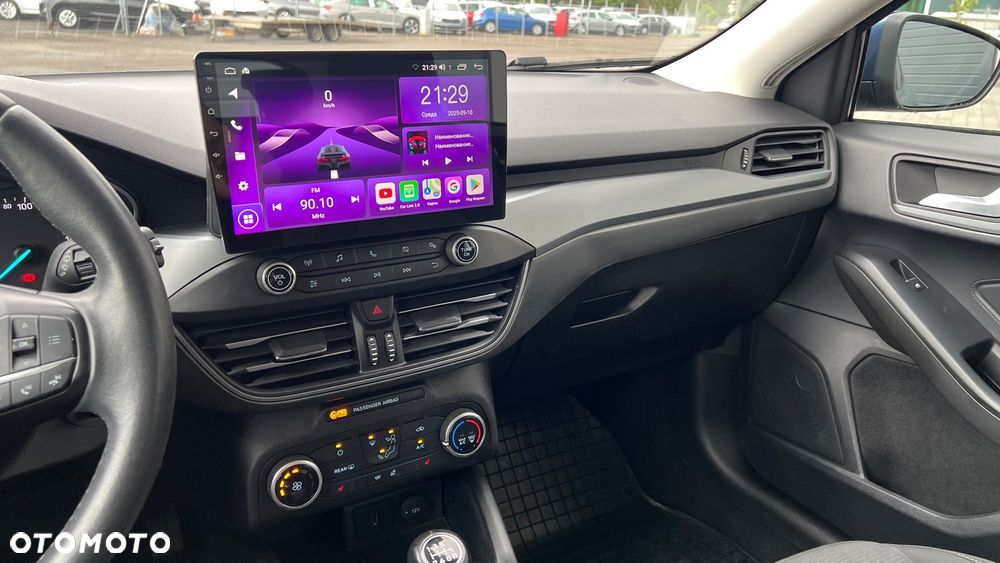 Ford Focus 1.0 EcoBoost Trend Edition - 11