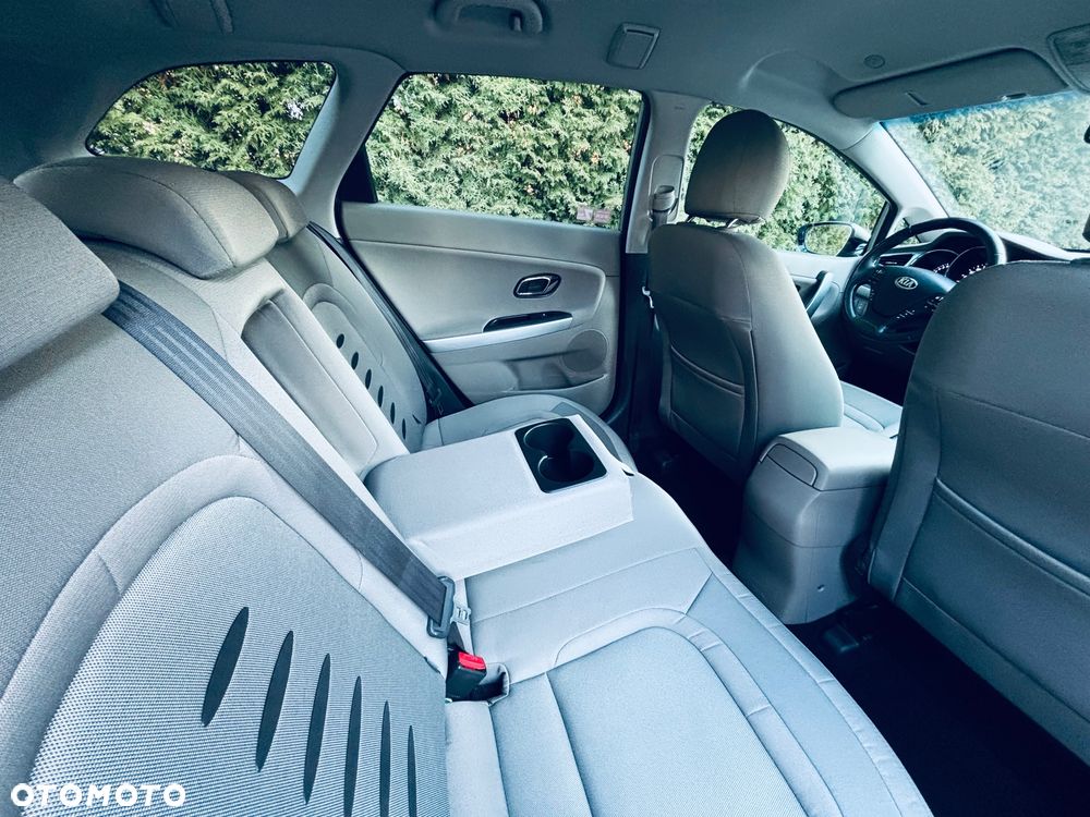 Kia Ceed 1.6 GDI Business Line - 23