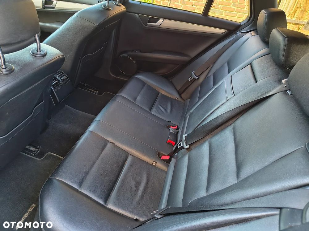 Mercedes-Benz Klasa C 220 (BlueTEC) d BlueEFFICIENCY Edition 7G-TRONIC Avantgarde - 13