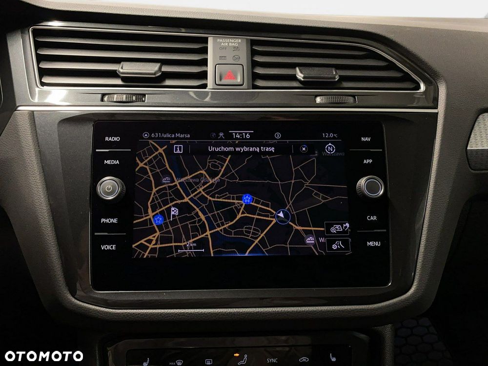 Volkswagen Tiguan - 27