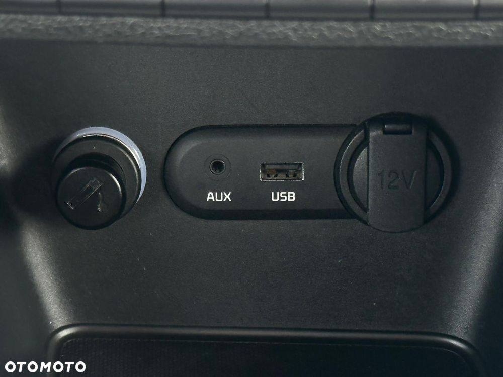 Kia Ceed - 26