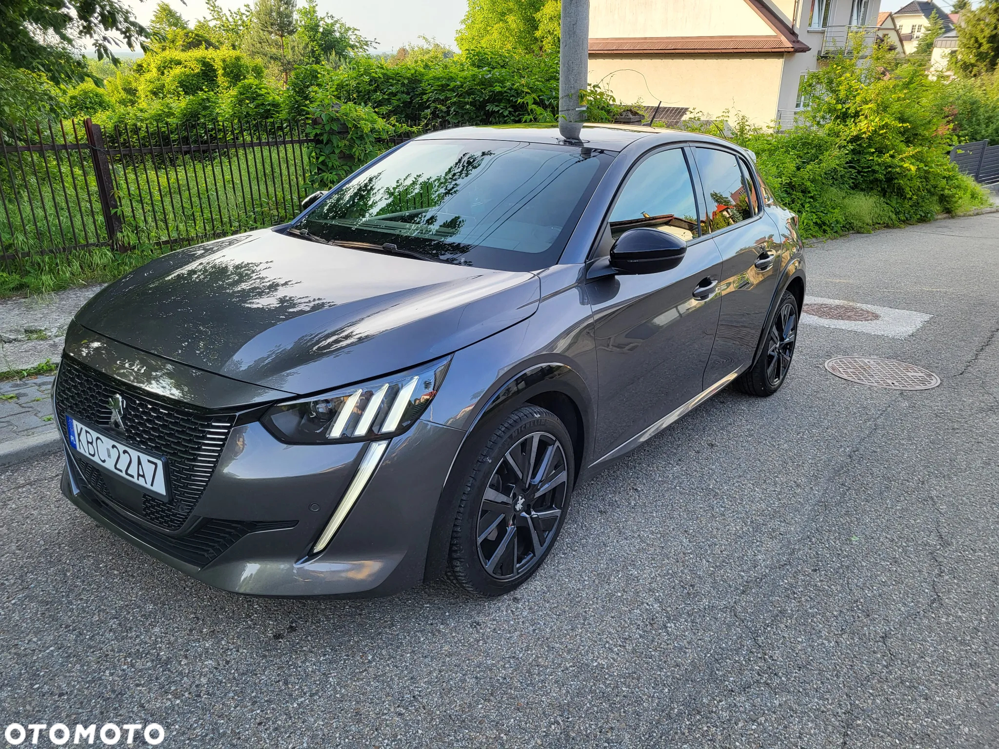 Peugeot 208 PureTech 100 EAT8 GT Pack - 2