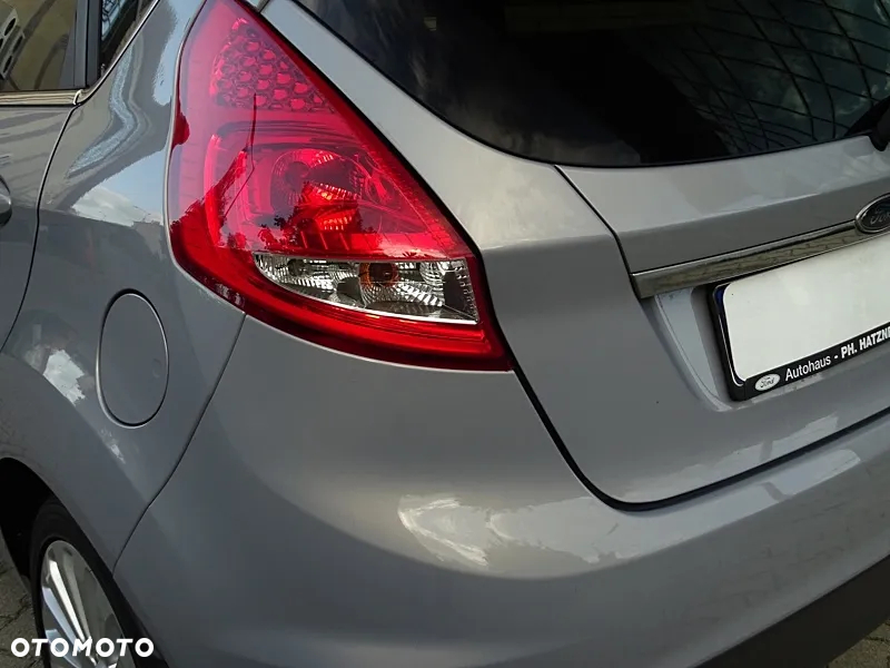 Ford Fiesta 1.25 Titanium X - 23