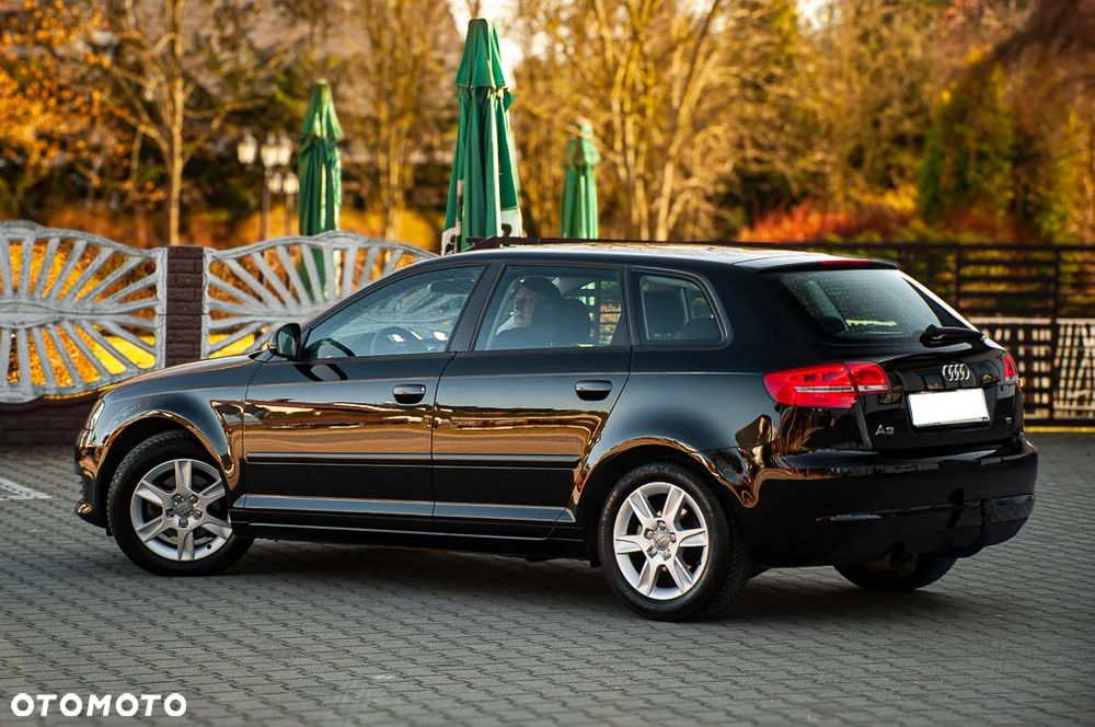 Audi A3 Sportback 1.6 Attraction - 18