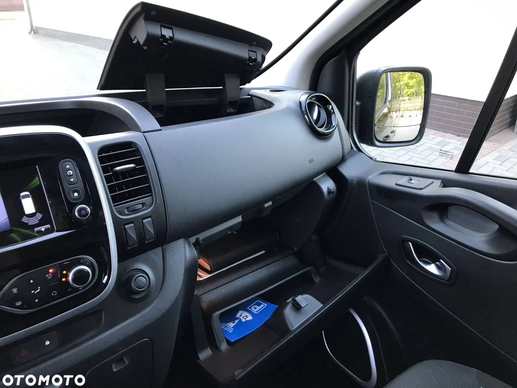 Renault Trafic - 36
