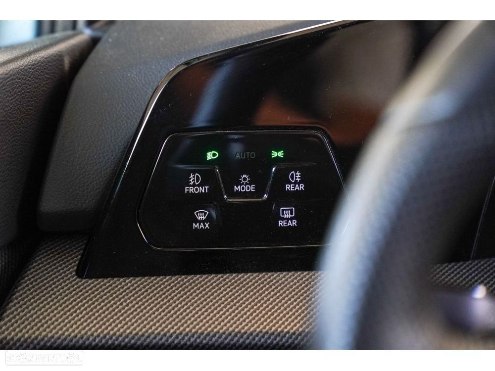 VW Golf 1.5 TSI e-Hybrid GTE DSG - 33