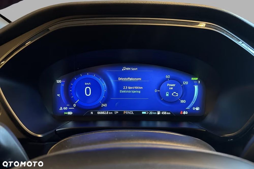 Ford Kuga 2.5P PHEV FWD ST-Line - 12
