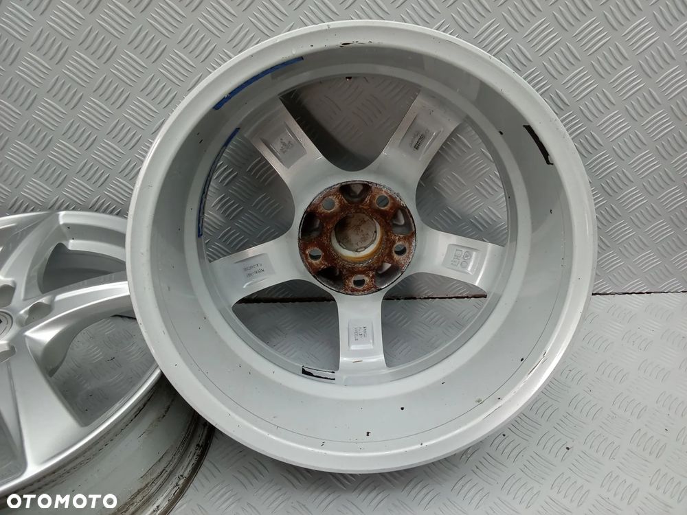 Felgi Ranault Kadjar Captur Koleos Laguna III Megane III Dacia Duster 7Jx17 et40 5x114,3 - 8