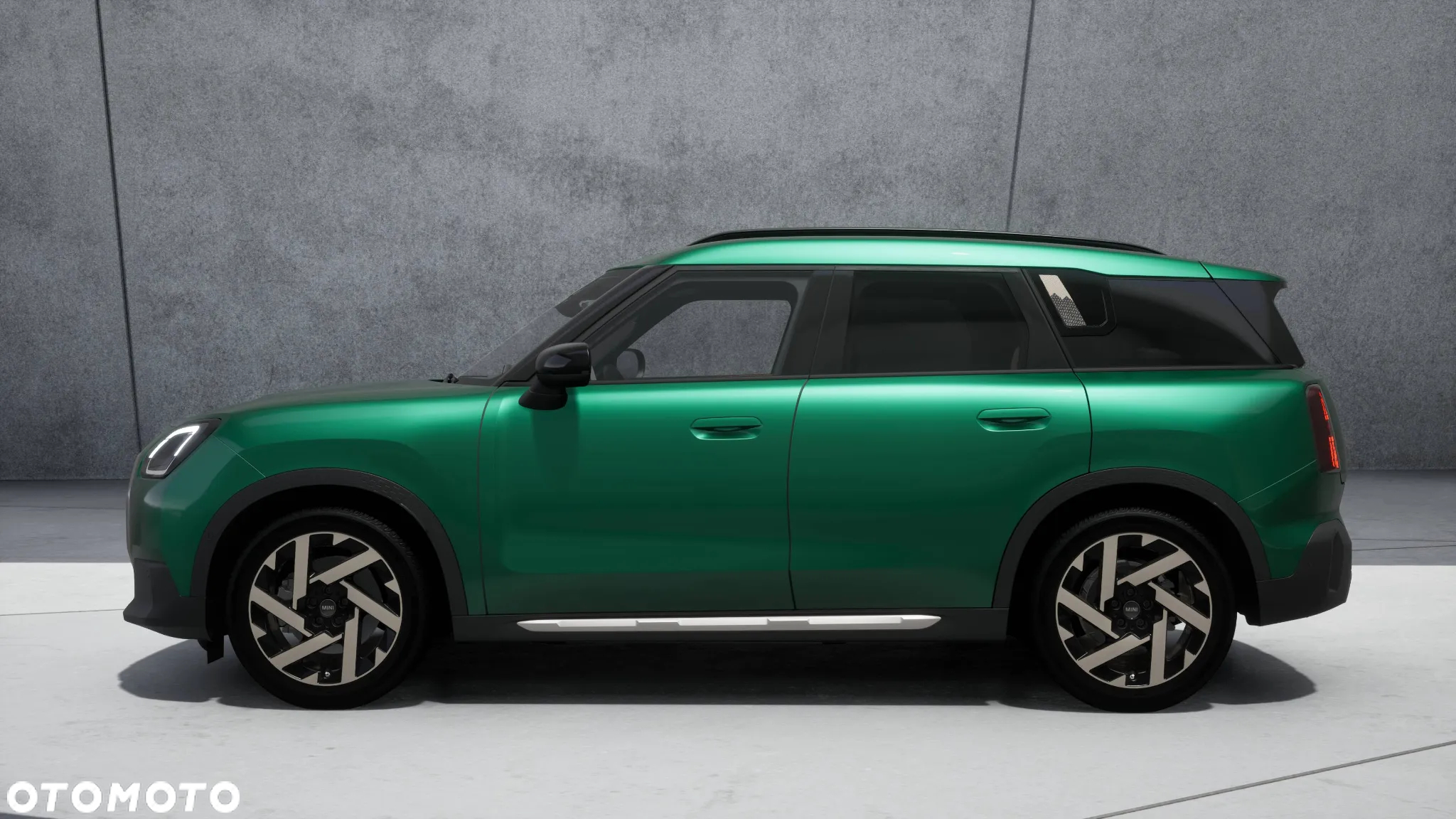 MINI Countryman C mHEV Favoured Trim - 2