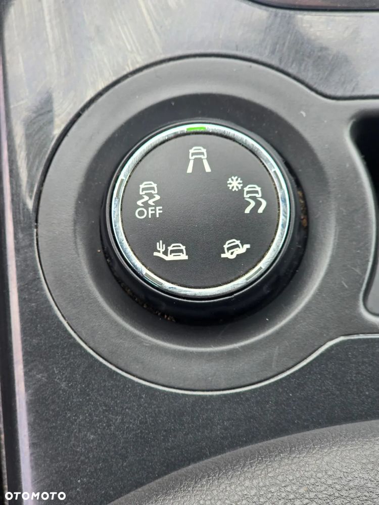 Peugeot 3008 HDi 115 Allure - 20