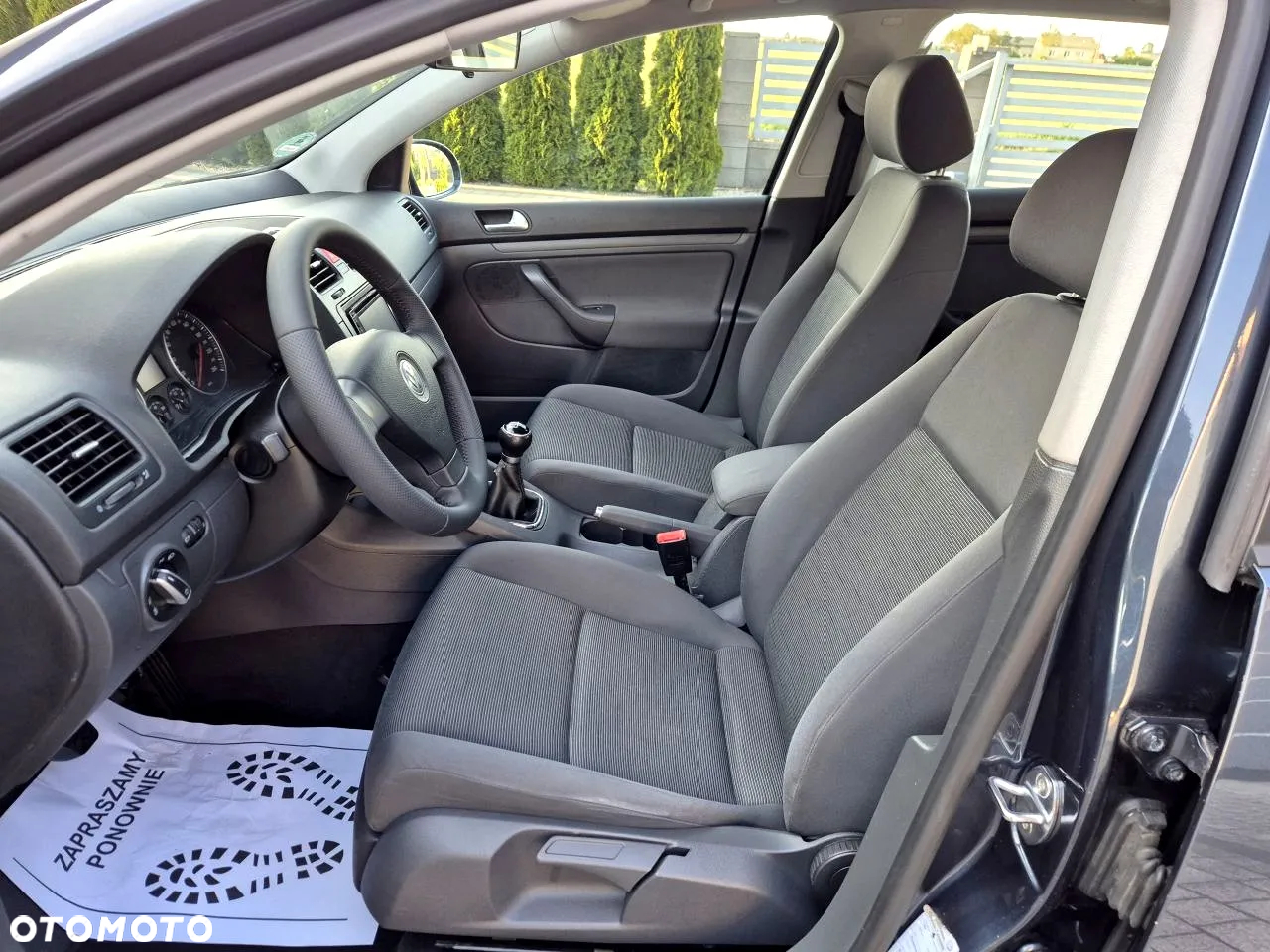 Volkswagen Golf - 14