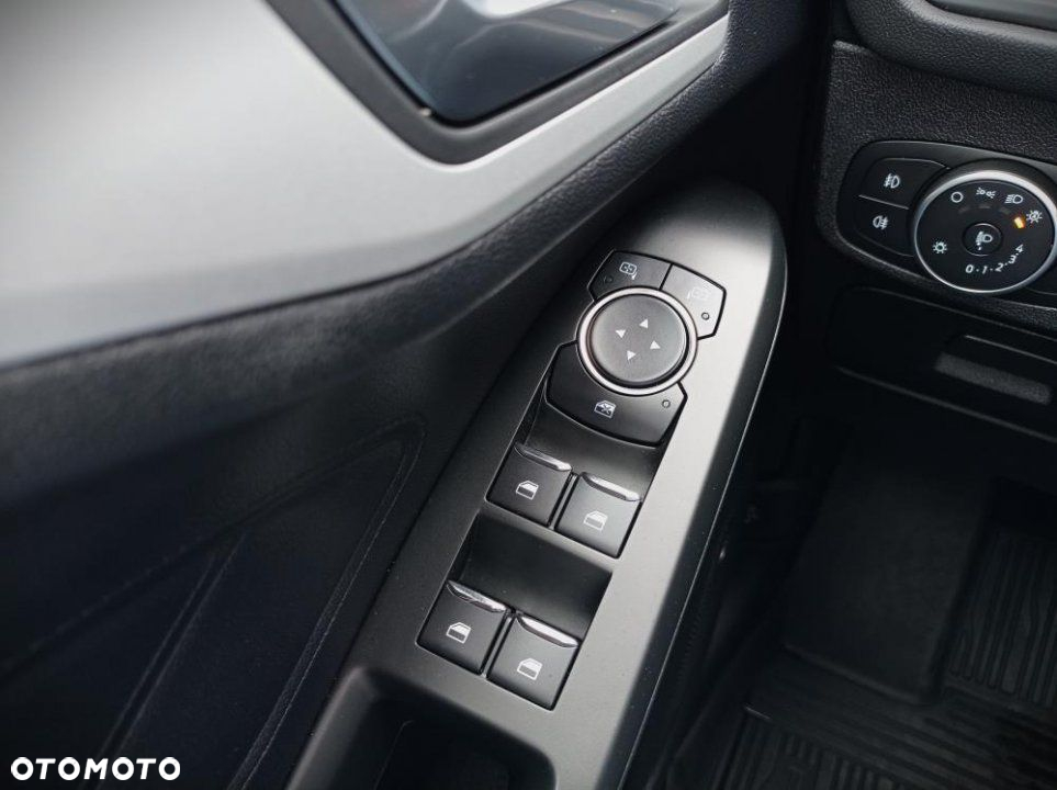 Ford Focus - 22