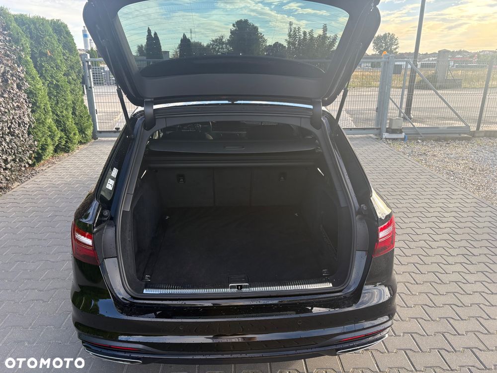 Audi A4 Avant 40 TDI Sport S tronic - 13