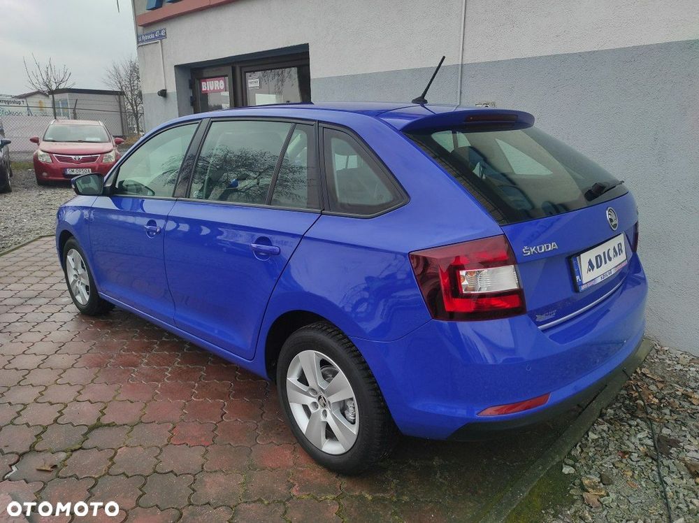 Skoda RAPID - 4
