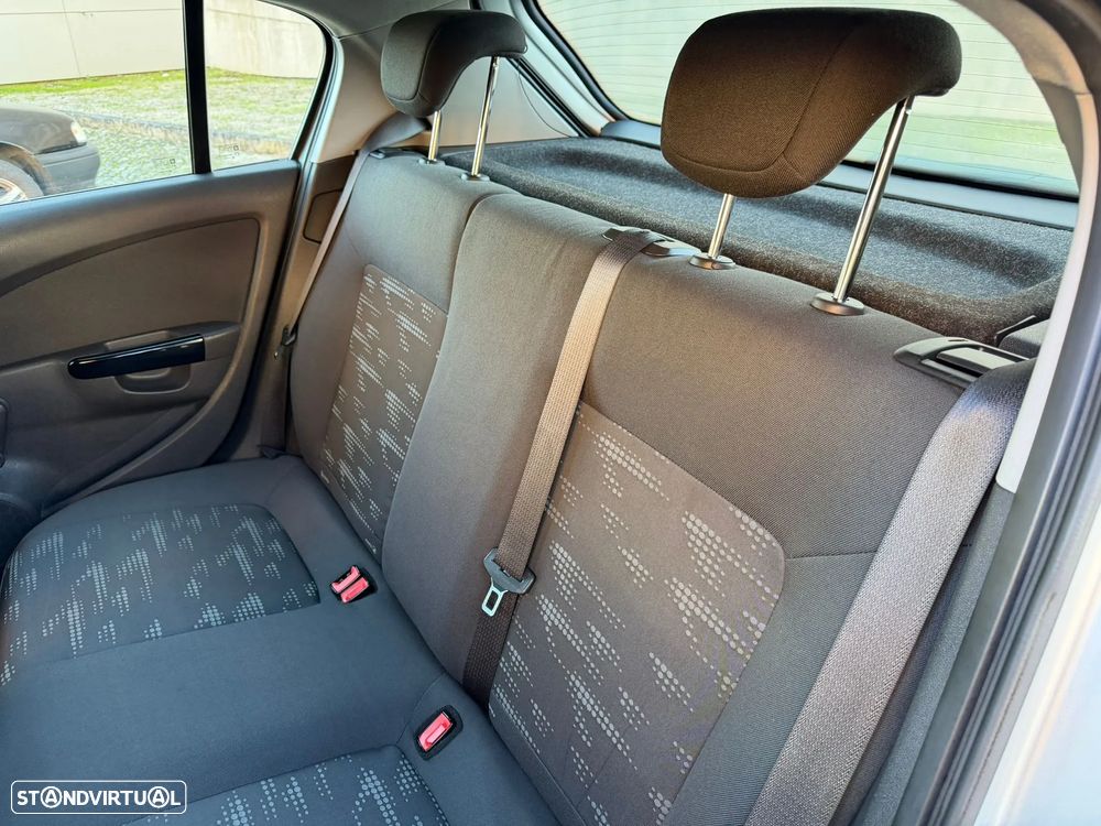 Opel Corsa 1.3 CDTI Enjoy 89g - 19