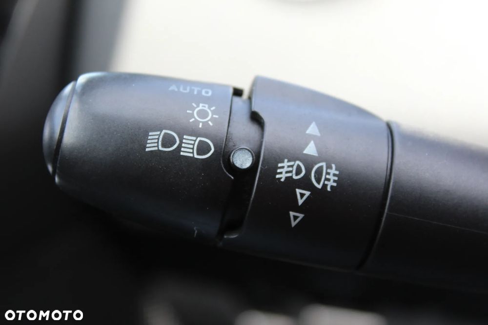 Peugeot 308 CC 1.6 HDi Sport - 16