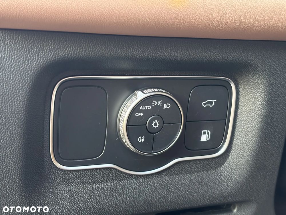 Chery Tiggo 9 - 18