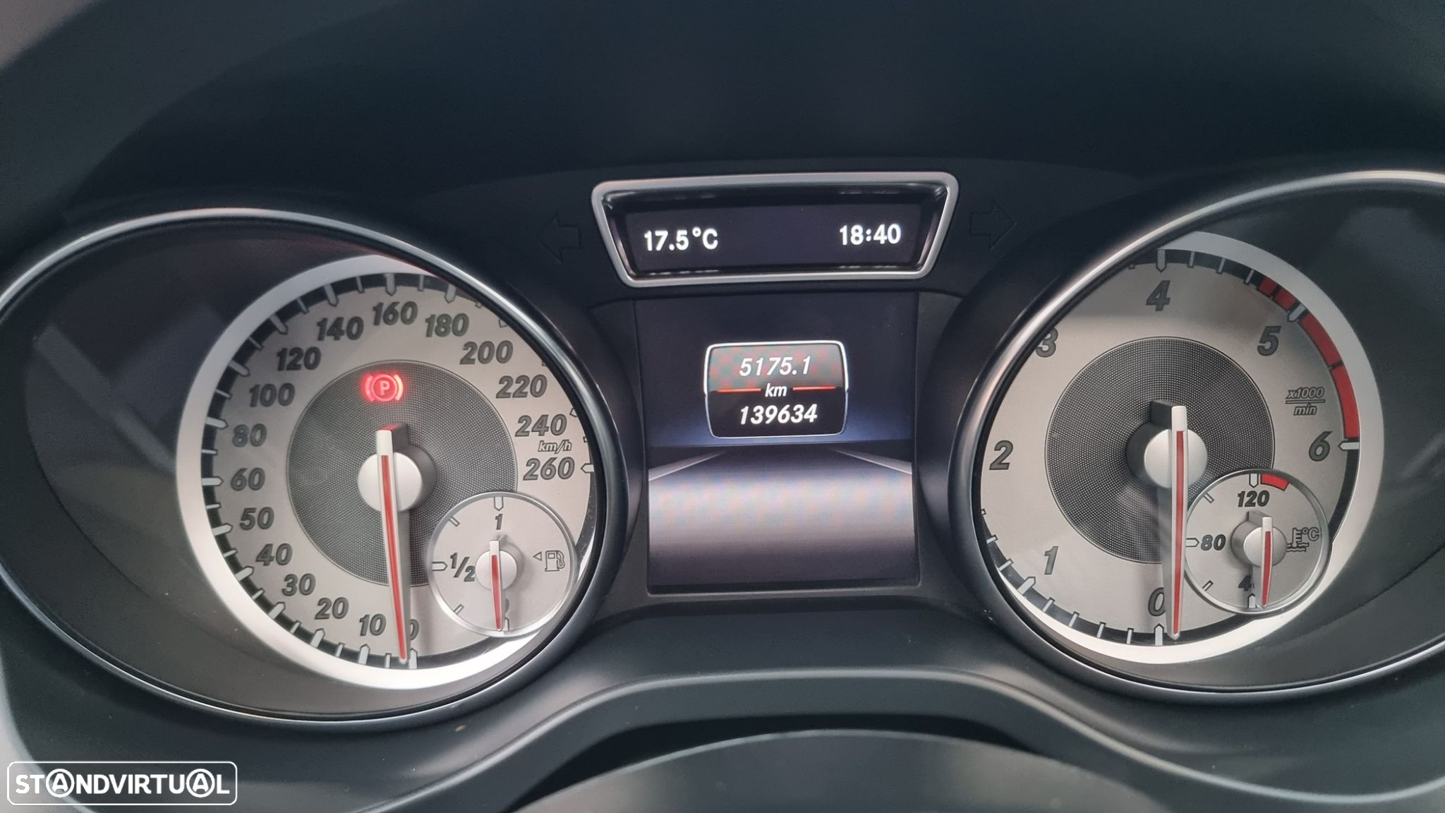 Mercedes-Benz CLA 200 CDi Urban - 36