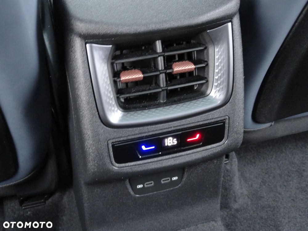Cupra Terramar 2.0 TSI 4Drive DSG VZ - 15