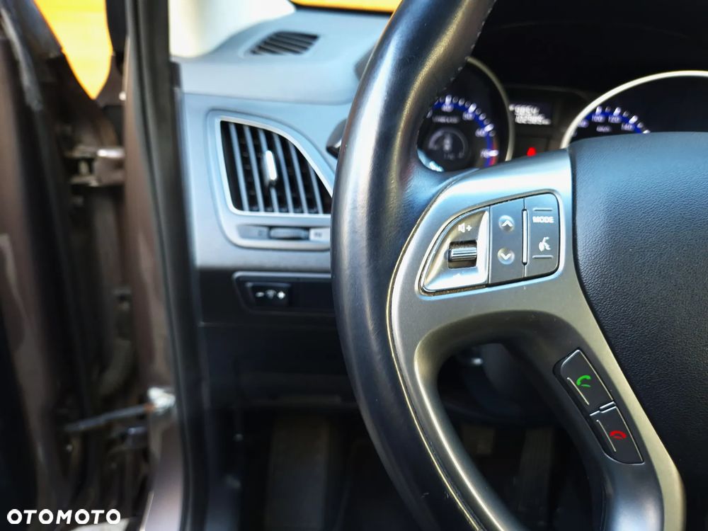 Hyundai ix35 2.0 2WD Trend - 23