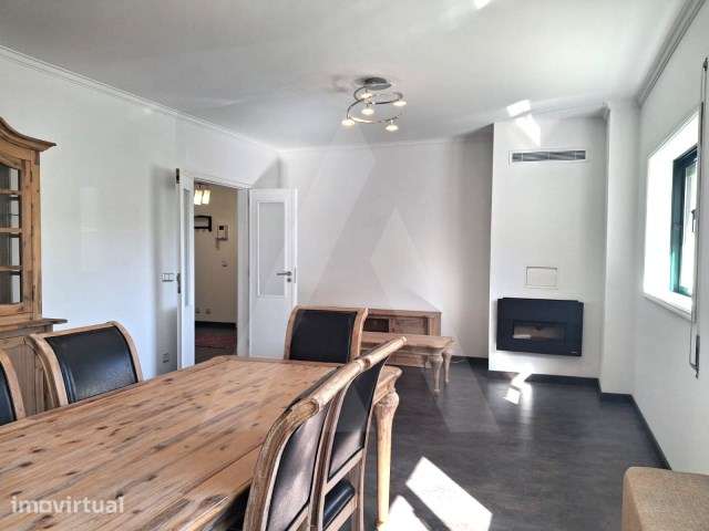 Apartamento T3 semi mobilado e equipado em São Bernardo - Grande imagem: 4/33