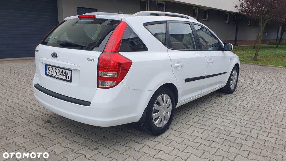 Kia Ceed - 5