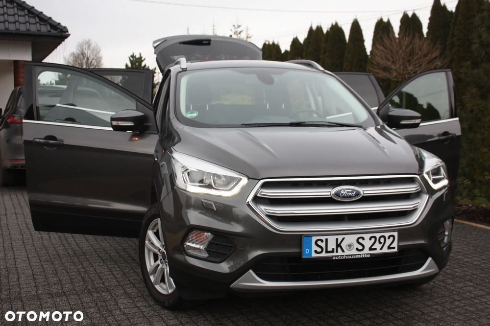 Ford Kuga 1.5 EcoBoost 2x4 Trend - 22
