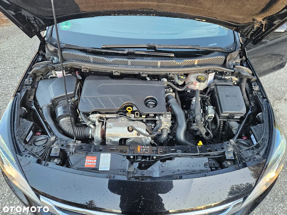 Opel Astra 1.6 D (CDTI) Dynamic - 22