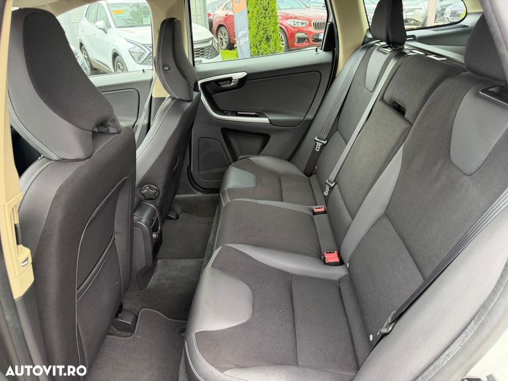 Volvo XC 60 - 13