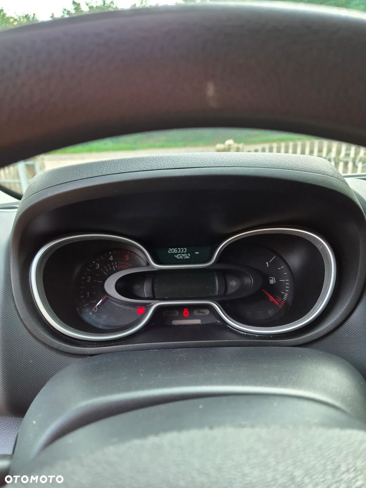 Renault Trafic - 18